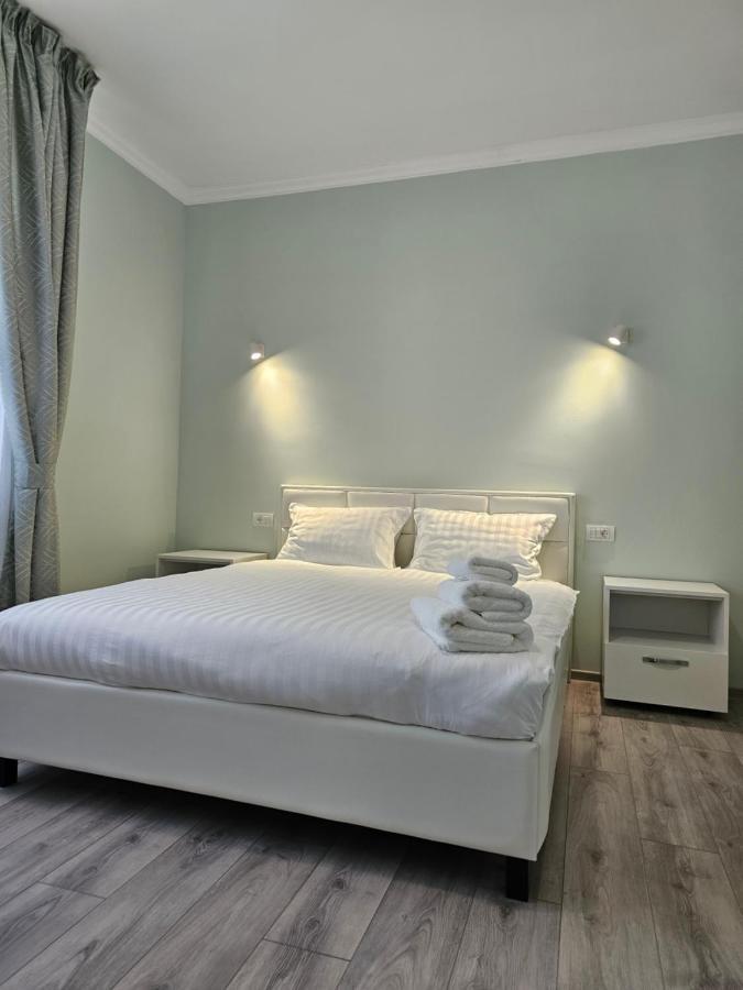 Colt De Rai Bed & Breakfast Hîrtoape Exterior foto